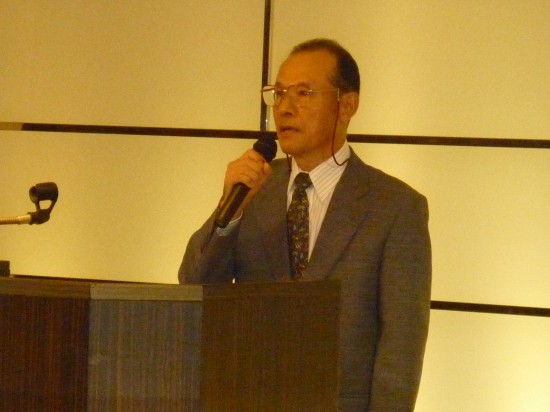 講師の笠原雅男氏